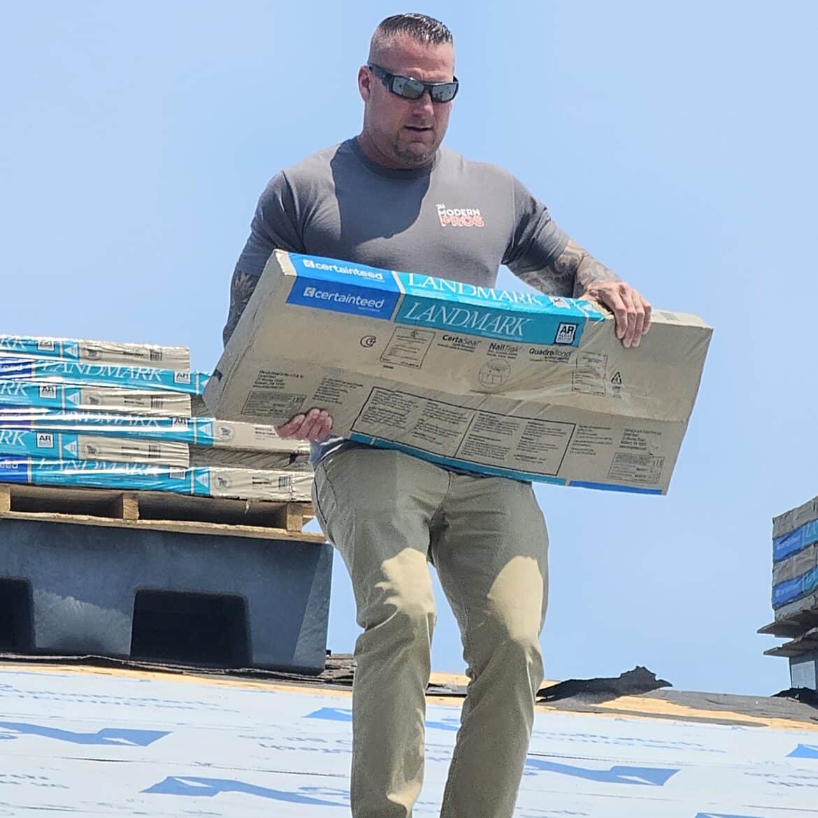 Complete Exterior Overhaul: When to Replace Your Roof in Northville, MI